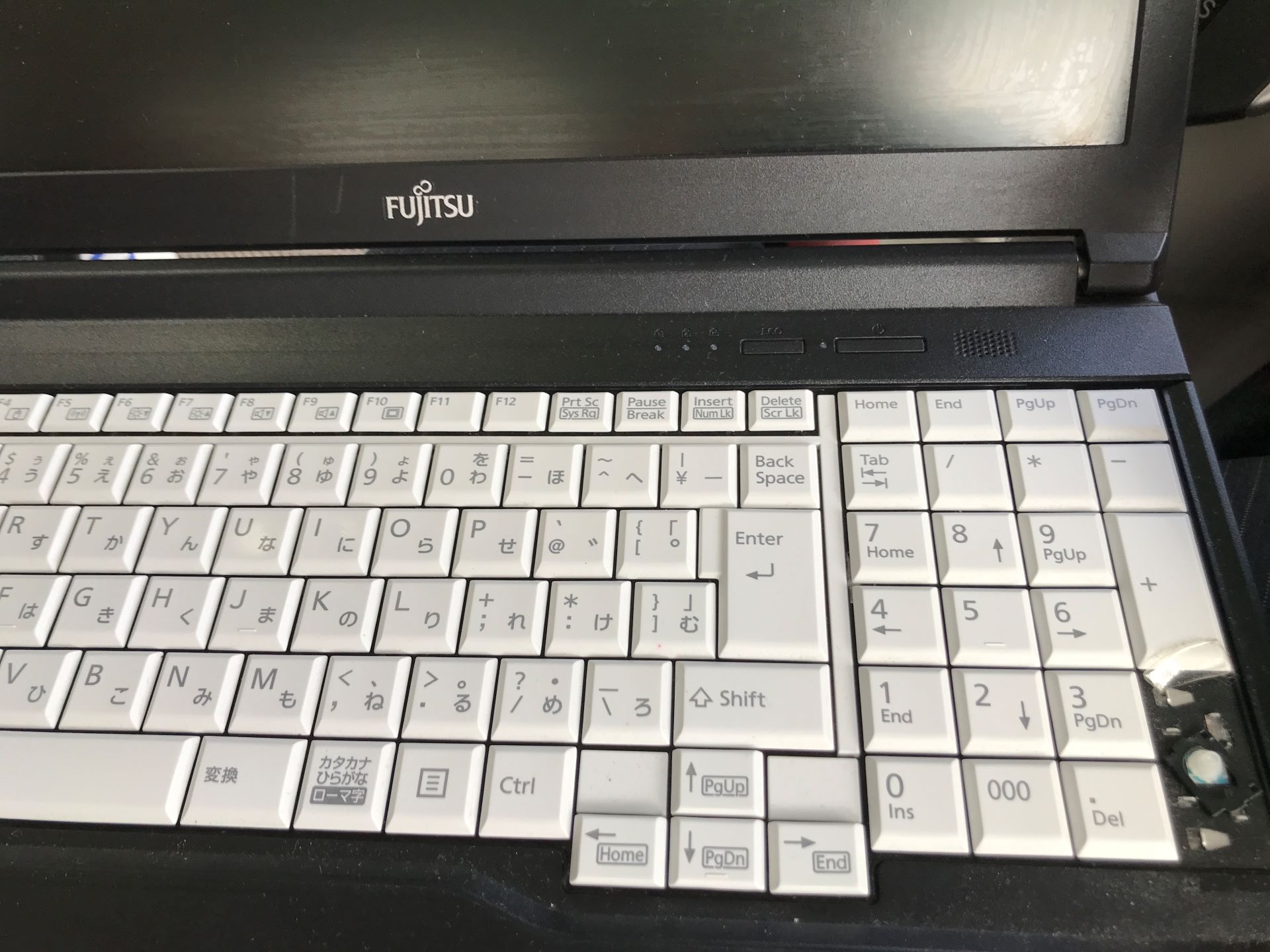 ノートパソコン・キーボード破損修理
